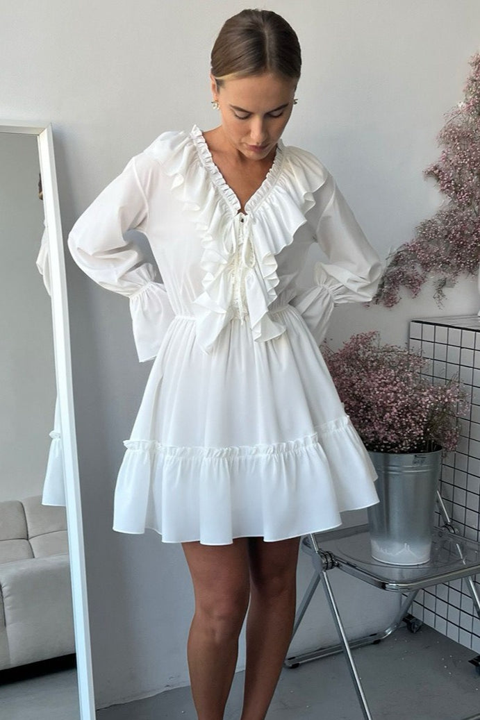 Polished Dress with an Effortless Classic Look