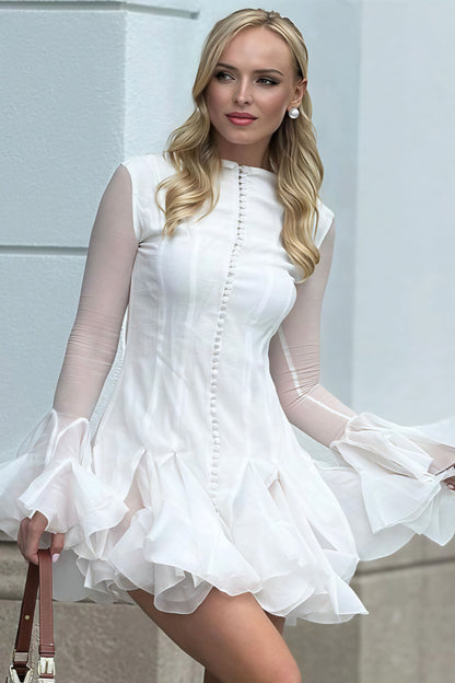 Well Tailored Dress with a Graceful Silhouette