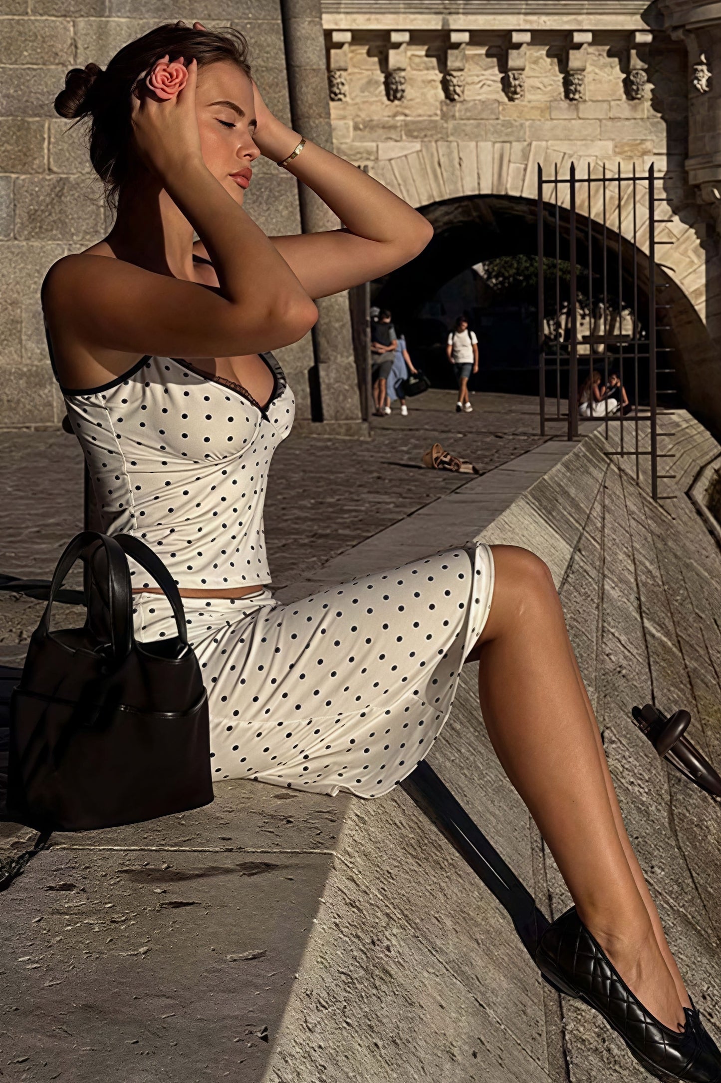 Effortlessly Elegant Garment with a Timeless Design