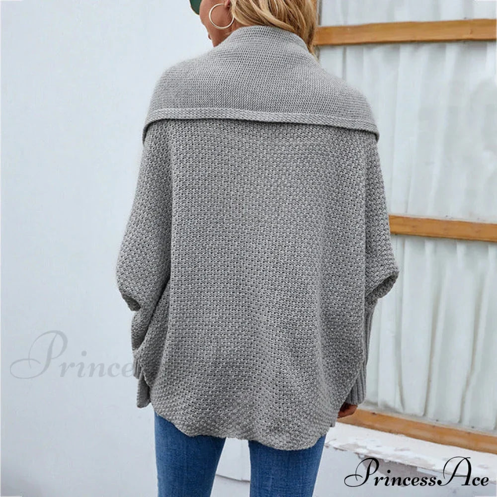 Elegantly Designed Cardigan