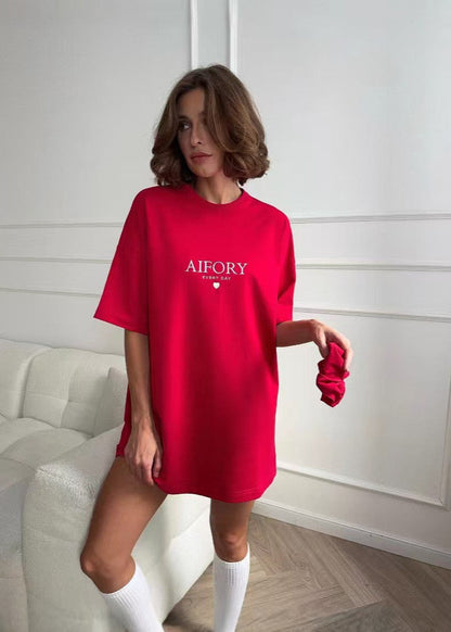 Effortlessly Elegant Garment with a Timeless Design