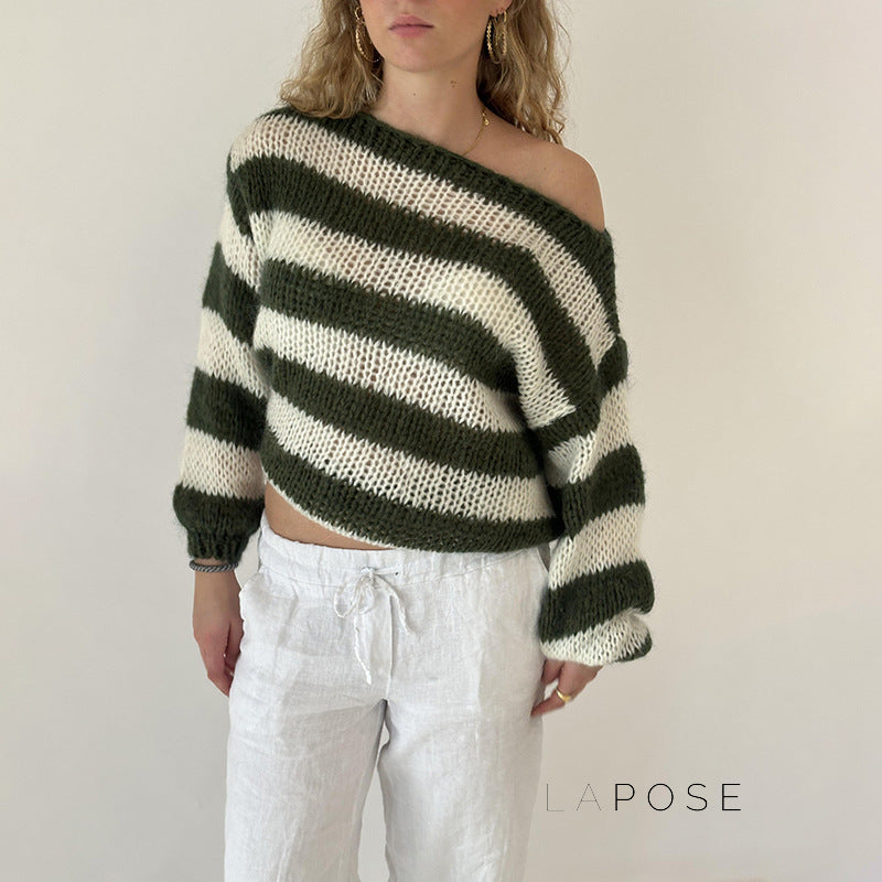 Well Tailored Sweater with a Graceful Silhouette