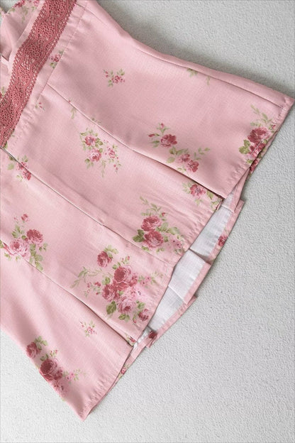Beautifully Finished Top in a Timeless Design