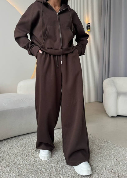 Classic Vintage Pants with a Flattering Fit