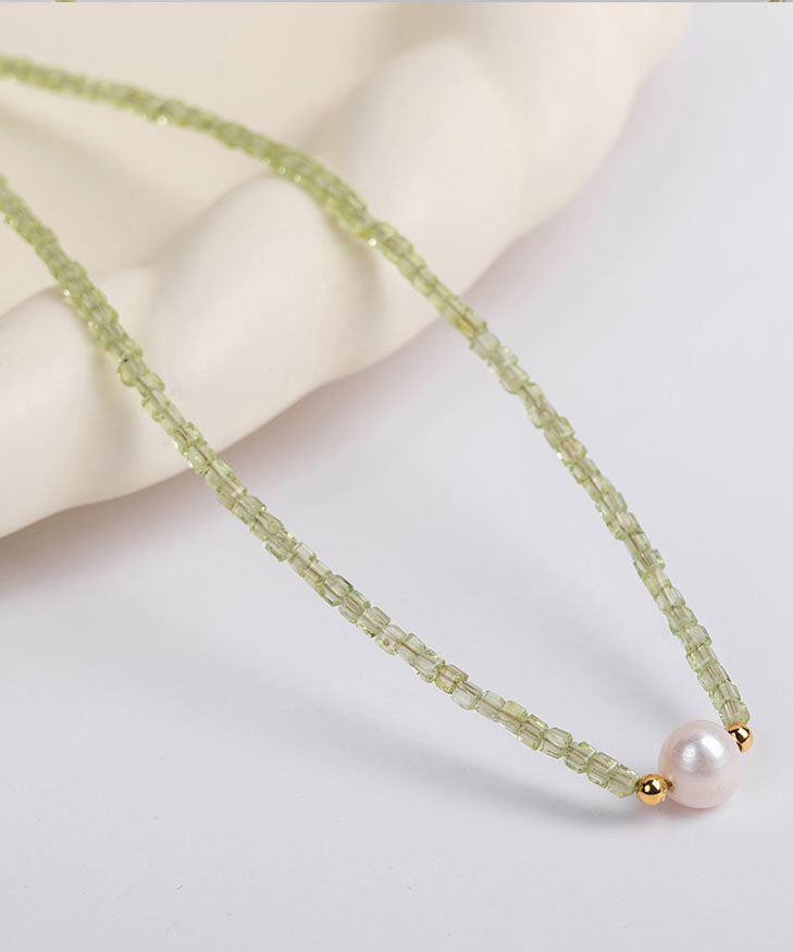 Simple Green 14k Gold Pearl Gem Stone Gratuated Bead Necklace