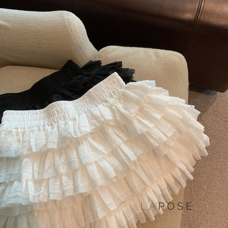 Sophisticated Garment with a Clean Classic Look