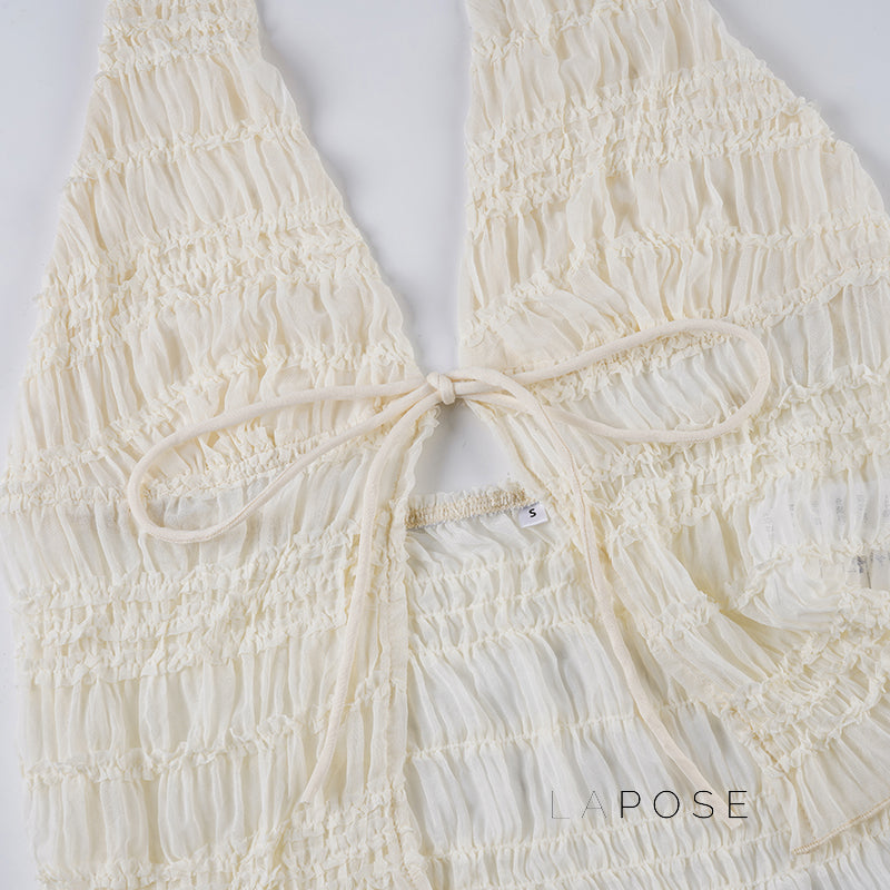 Well Tailored Top with a Graceful Silhouette
