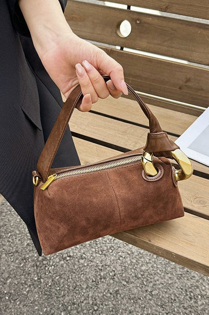 Beautifully Finished Bag in a Timeless Design