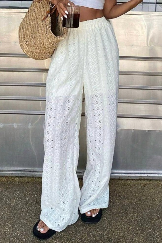 Beautifully Finished Pants in a Timeless Design