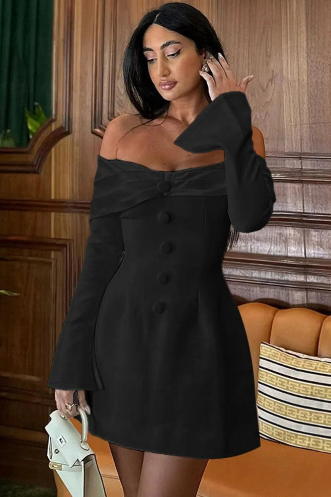 Beautifully Crafted Dress in a Classic Style