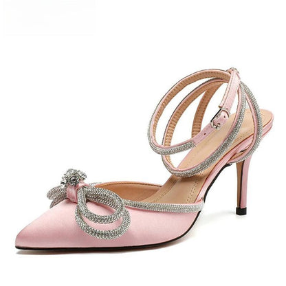 A Vintage Style Heels with Delicate Timeless Details