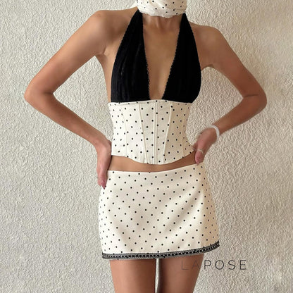 Beautifully Finished Garment in a Timeless Design