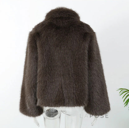 Polished Jacket with an Effortless Classic Look
