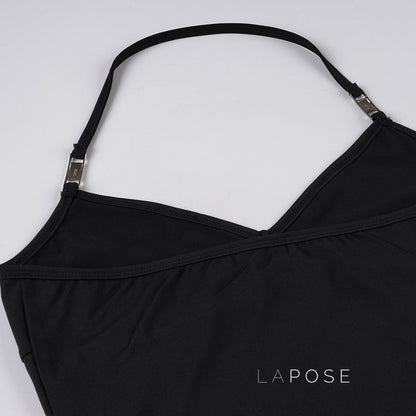 Well Tailored Top with a Graceful Silhouette