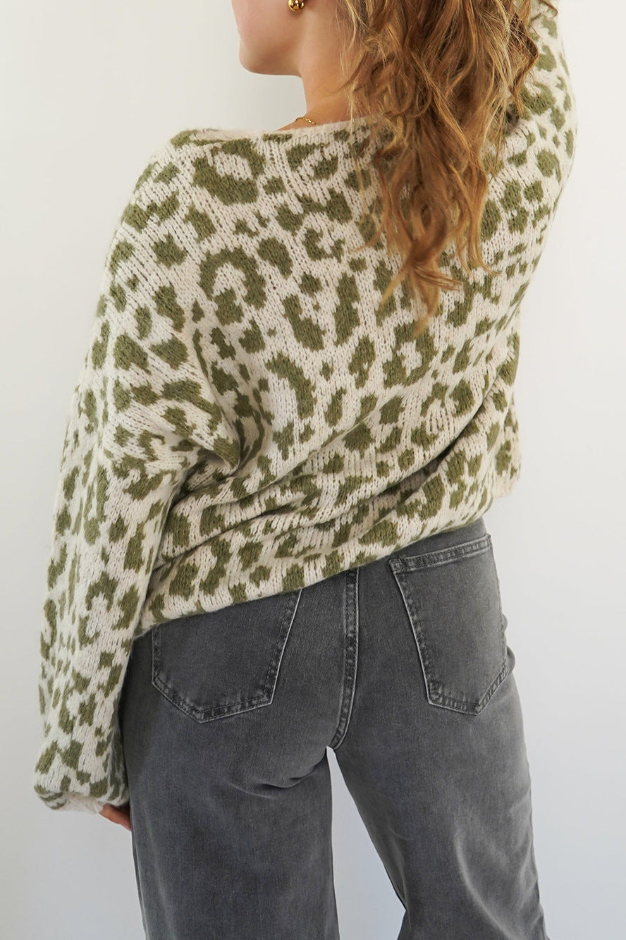 Elegantly Designed Cardigan