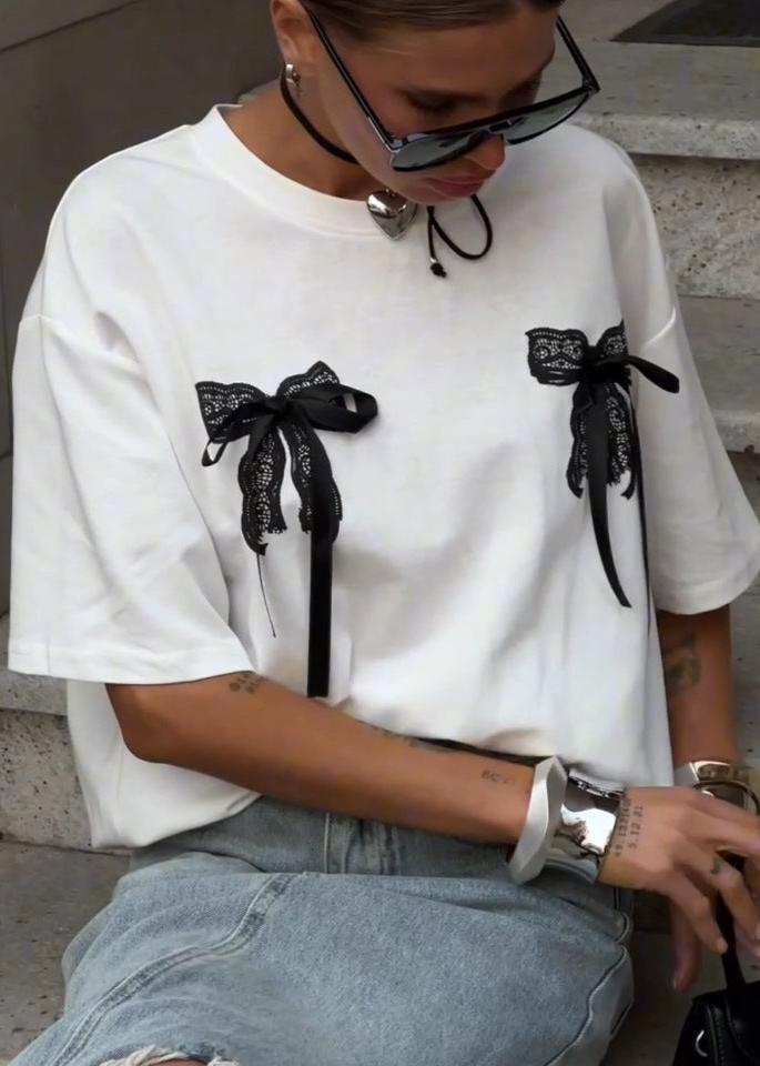 Beautifully Finished T-Shirt in a Timeless Design