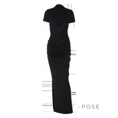 Effortlessly Elegant Dress with a Timeless Design