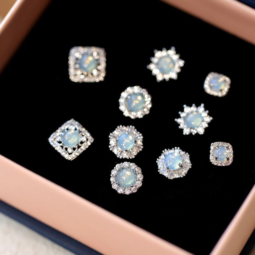 Baroque Stud Earrings - Shelly