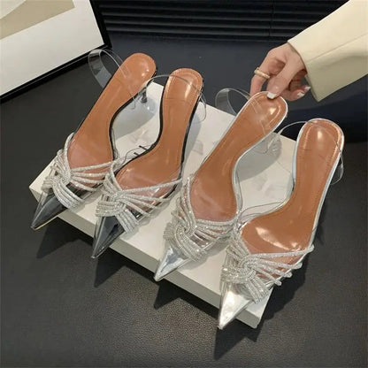 Polished Heels with an Effortless Classic Look