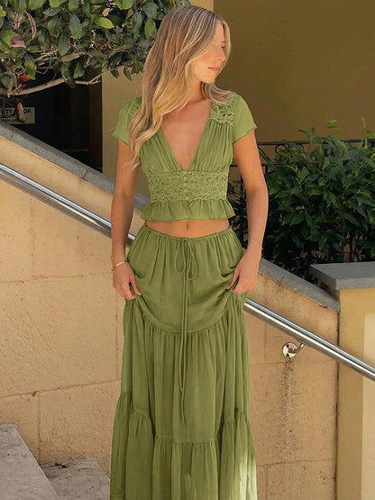 Well Tailored Garment with a Graceful Silhouette
