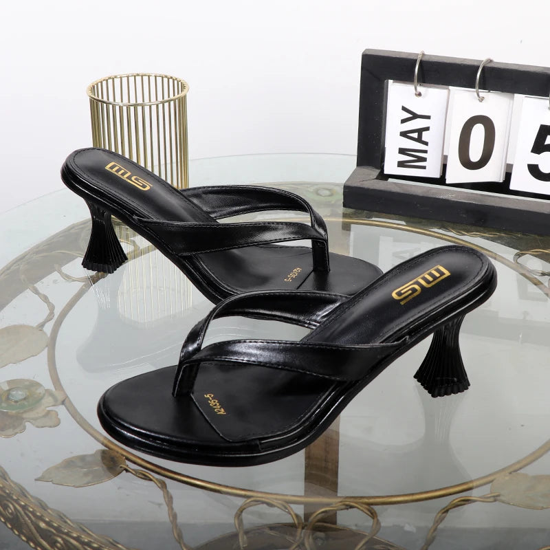 A Vintage Style Heels with Delicate Timeless Details