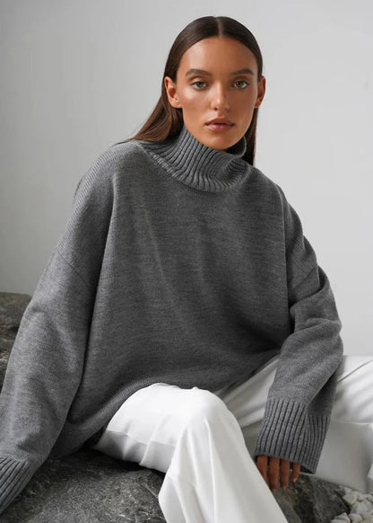 Effortlessly Elegant Sweater with a Timeless Design