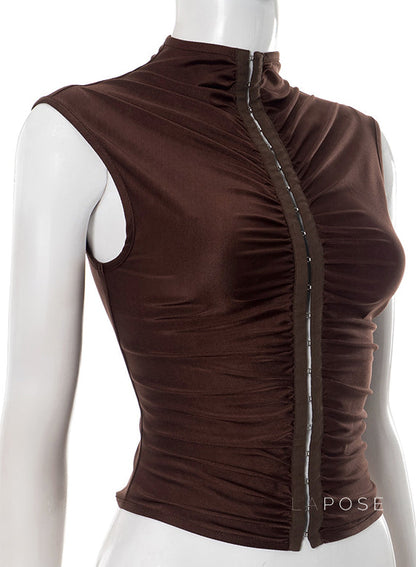 Well Tailored Garment with a Graceful Silhouette