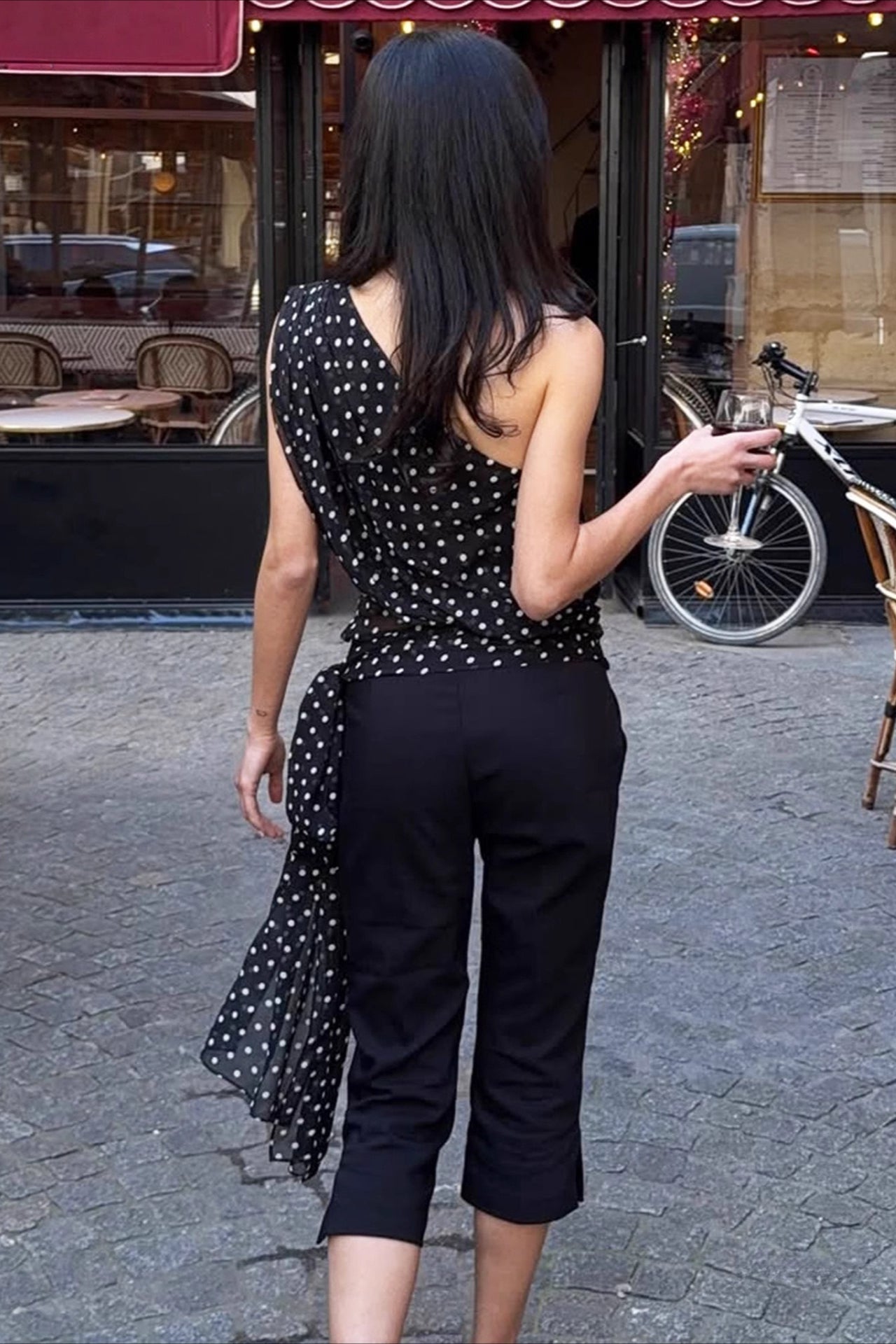 Effortlessly Elegant Top with a Timeless Design