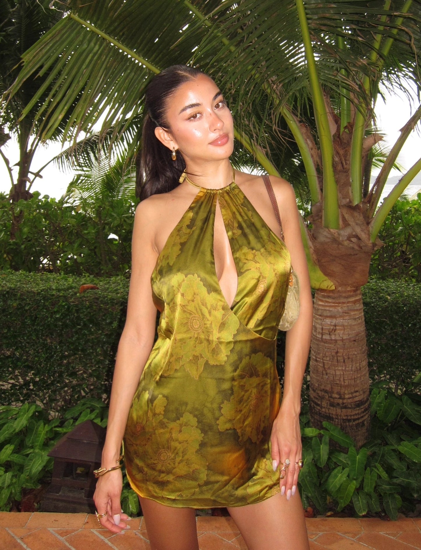 Gracefully Styled Dress for Any Occasion