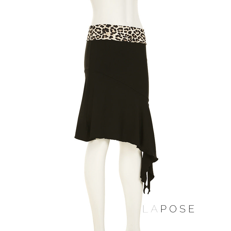 Sophisticated Garment with a Clean Classic Look