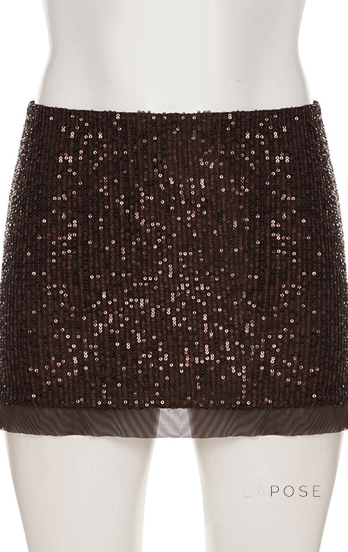 Sophisticated Garment with a Clean Classic Look
