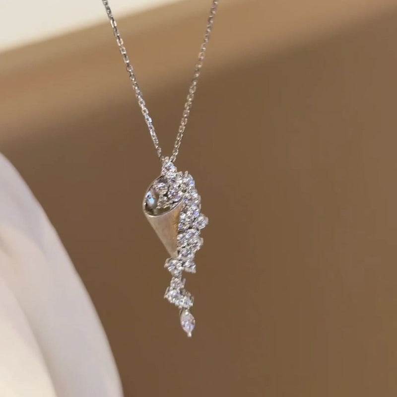 Bouquet De Lune Necklace