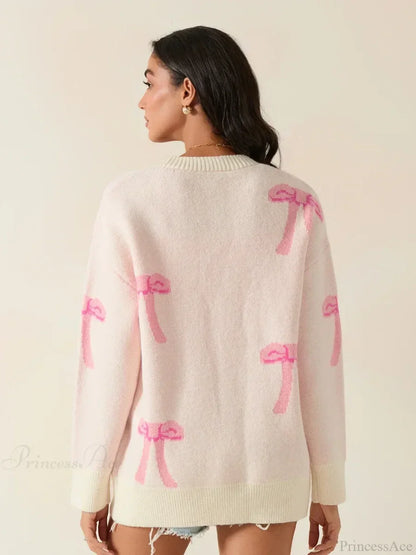 Elegantly Designed Cardigan