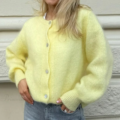 Gracefully Designed Cardigan