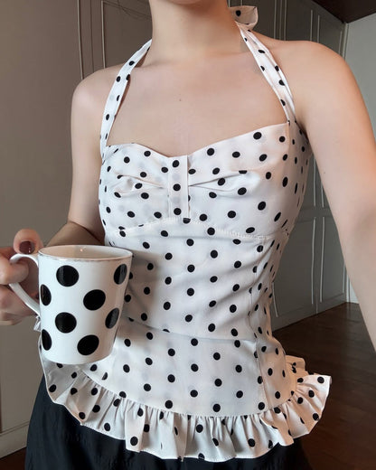 Effortlessly Elegant Top with a Timeless Design