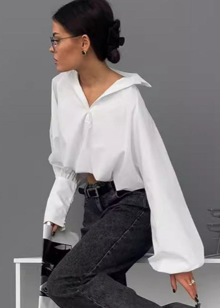 Effortlessly Elegant Shirt with a Timeless Design