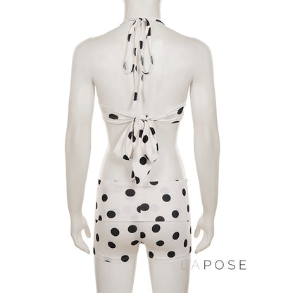 Beautifully Finished Garment in a Timeless Design