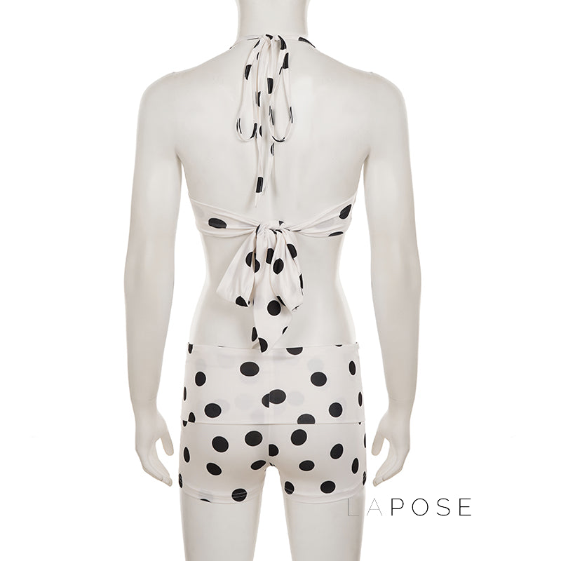 Beautifully Finished Garment in a Timeless Design