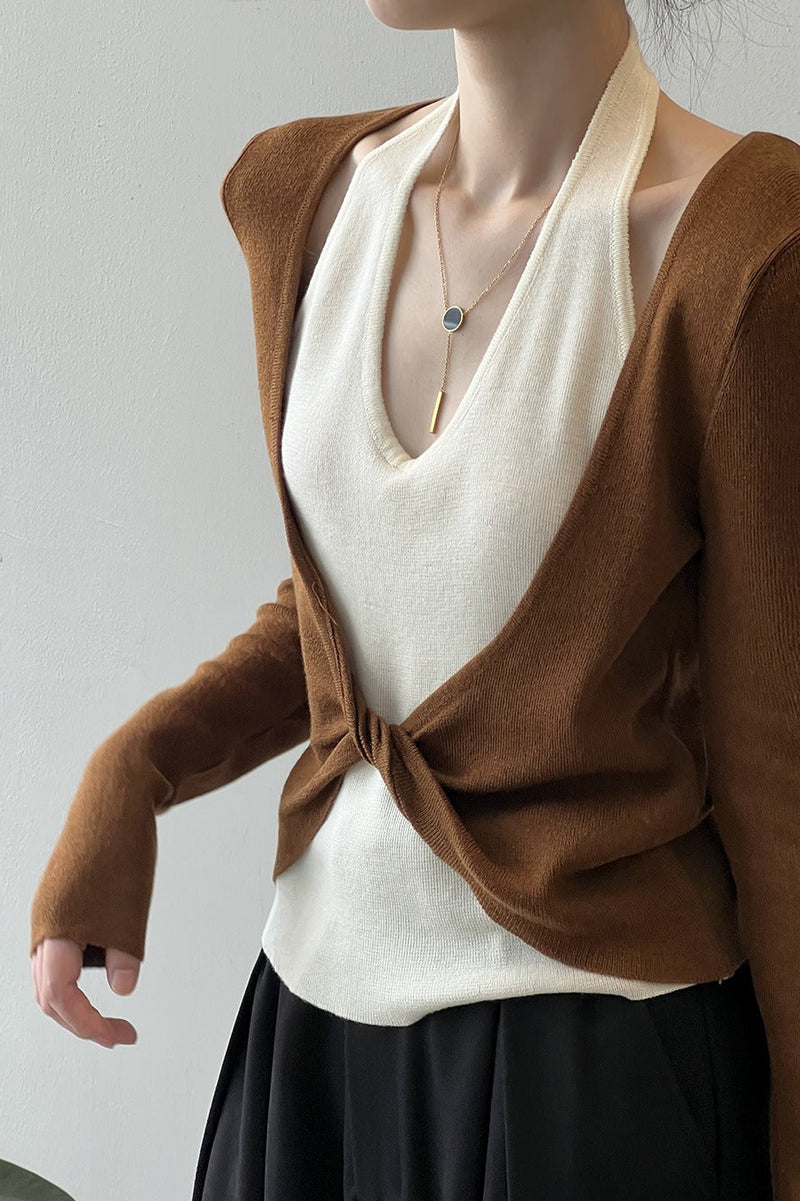 Sophisticated Garment with a Clean Classic Look