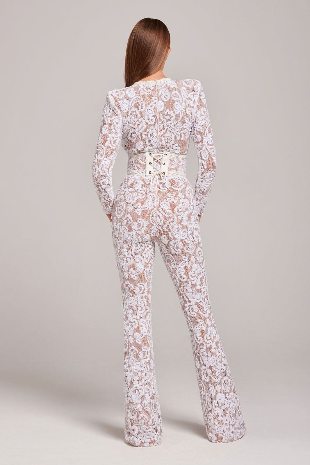 Effortlessly Elegant Garment with a Timeless Design