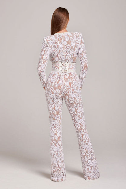 Effortlessly Elegant Garment with a Timeless Design