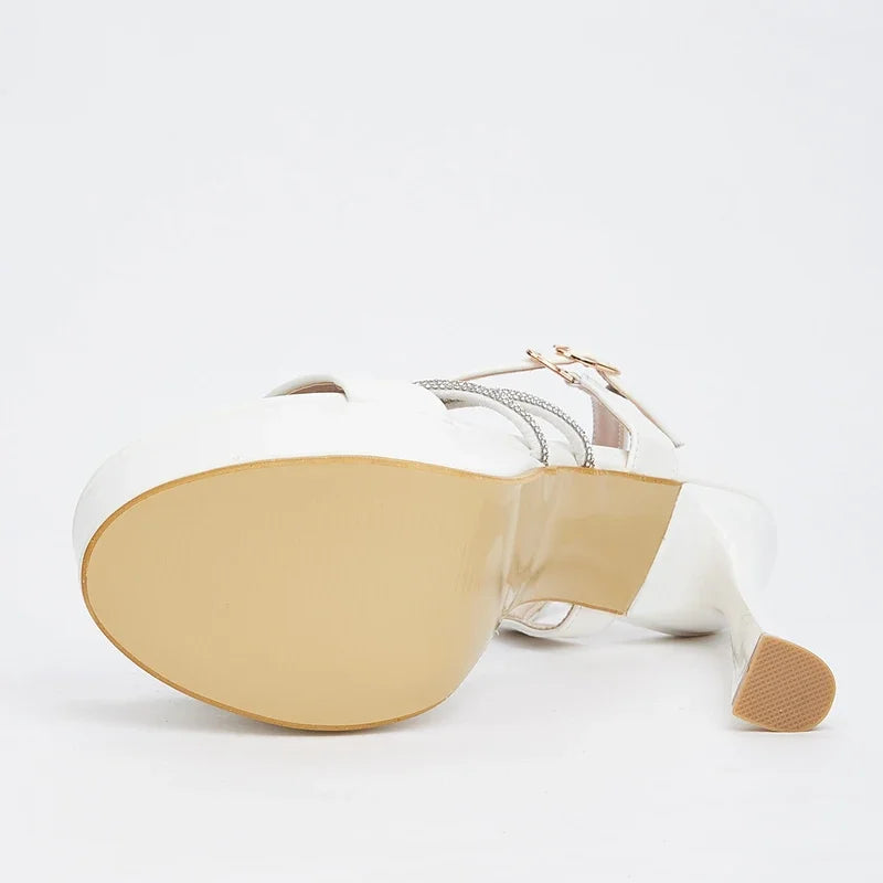 Beautifully Crafted Sandals in a Classic Style