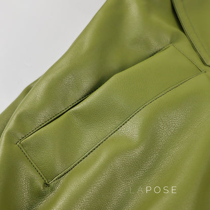 Effortlessly Elegant Jacket with a Timeless Design