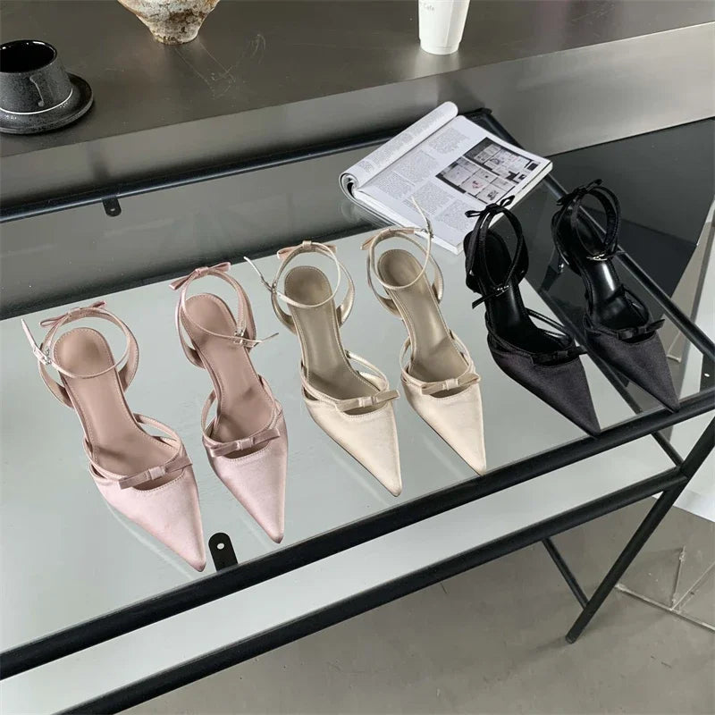 Classic Vintage Heels with a Flattering Fit