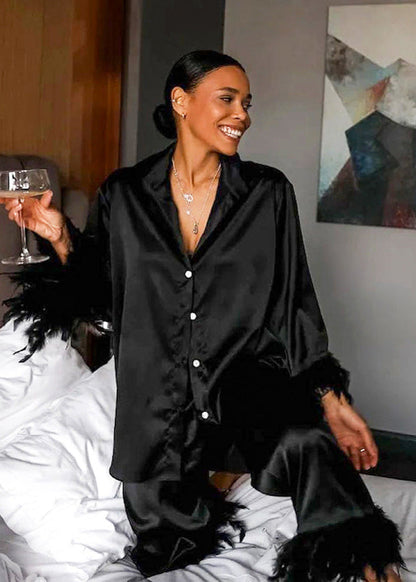 Effortlessly Elegant Garment with a Timeless Design