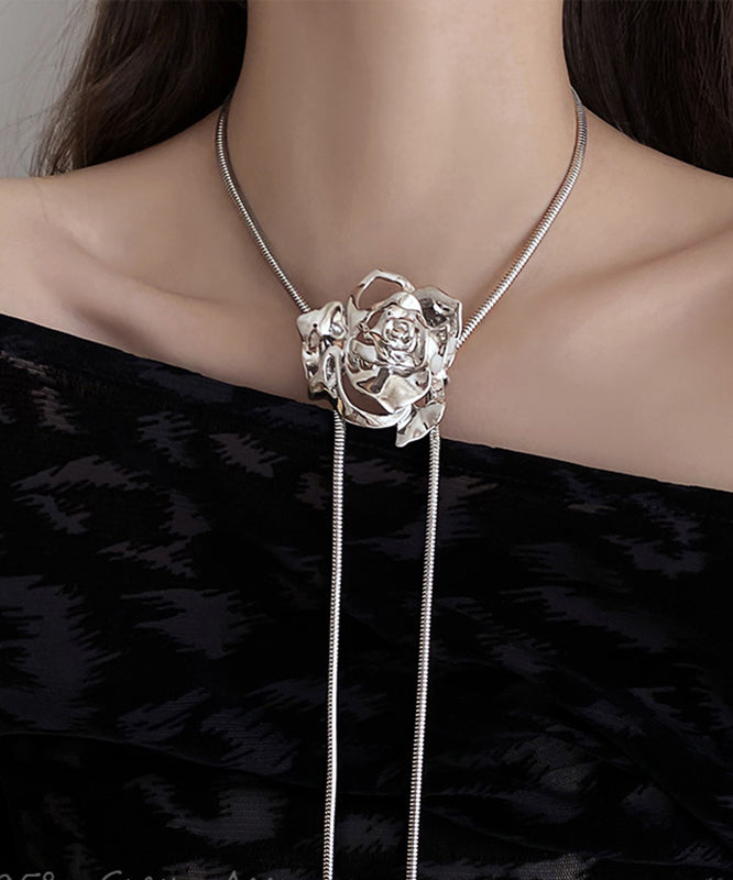 Fine Silk Sterling Silver Alloy Can Be Pulled Rose Pendant Necklace