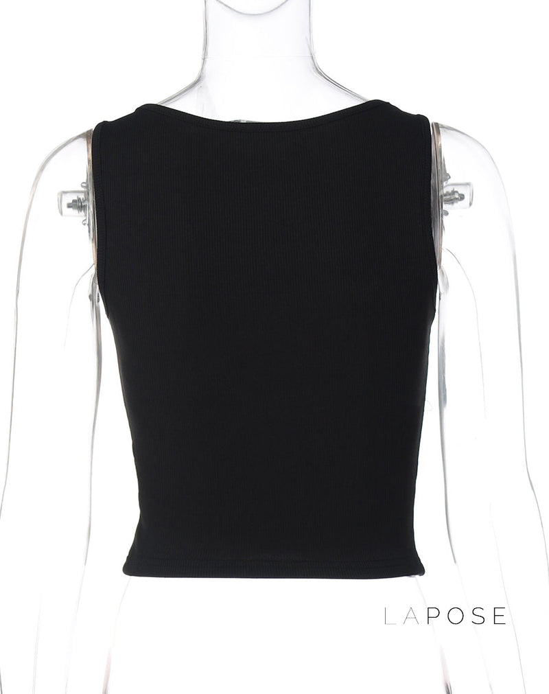 Effortlessly Elegant Top with a Timeless Design