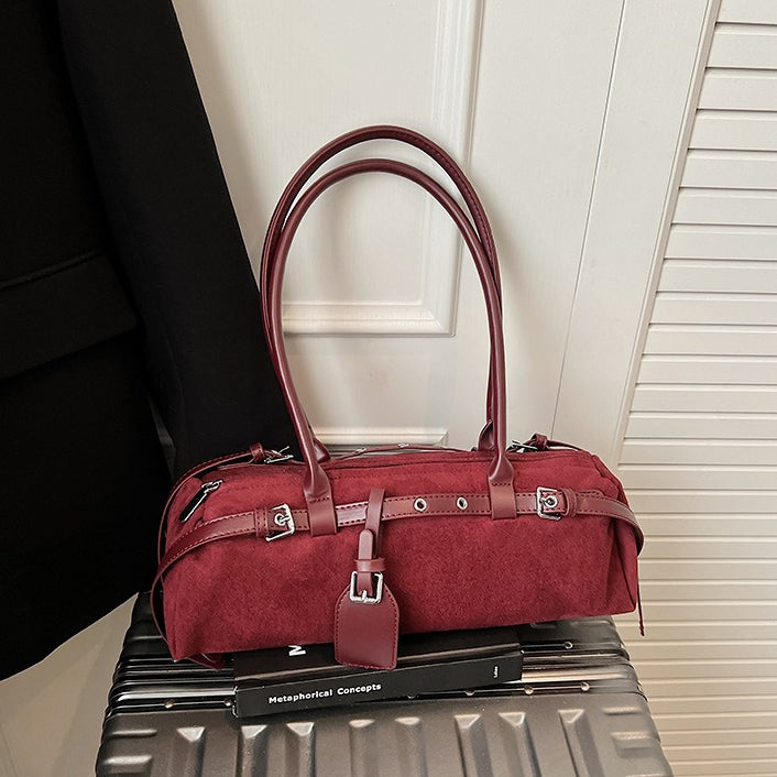 Polished Bag with an Effortless Classic Look