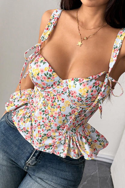 Well Tailored Top with a Graceful Silhouette