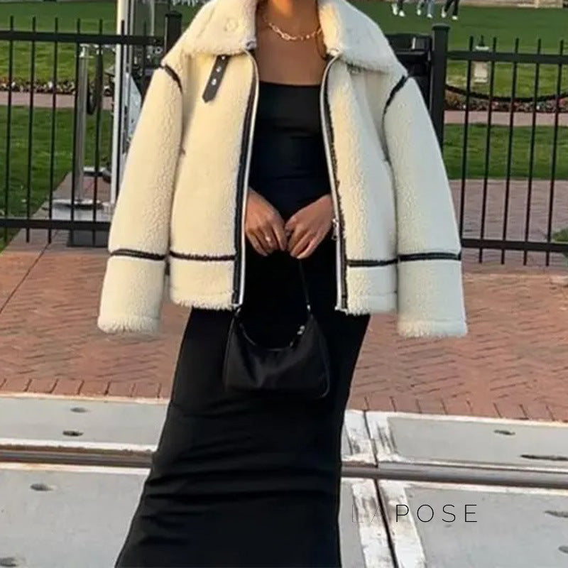 Gracefully Styled Jacket for Any Occasion